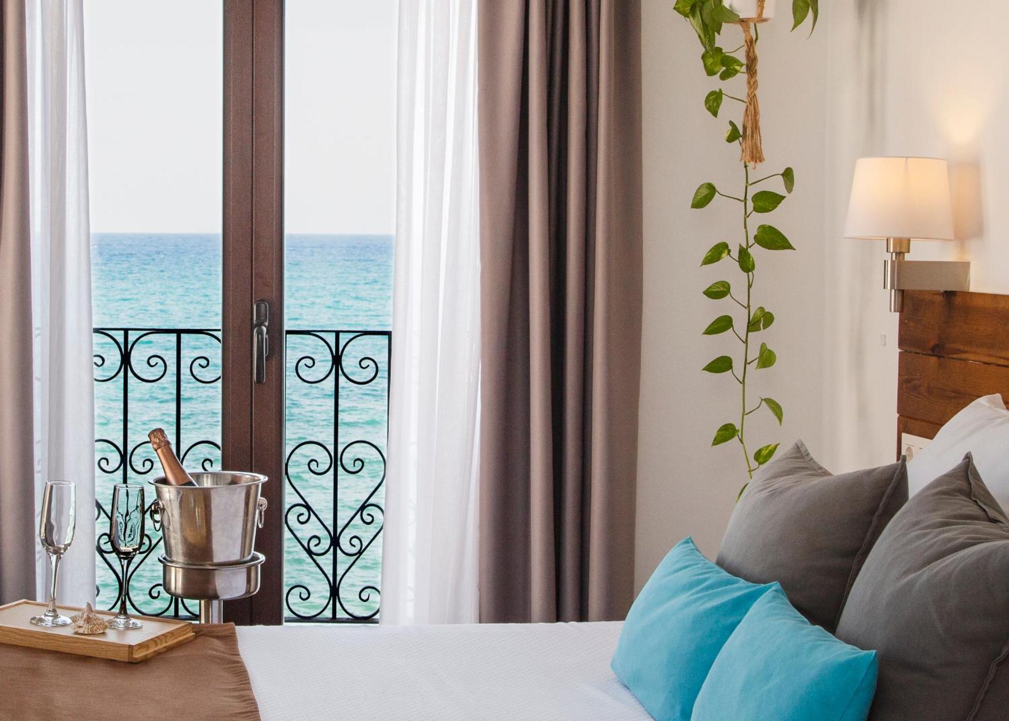 Hostal Boutique Casa Del Mar Altea Esterno foto
